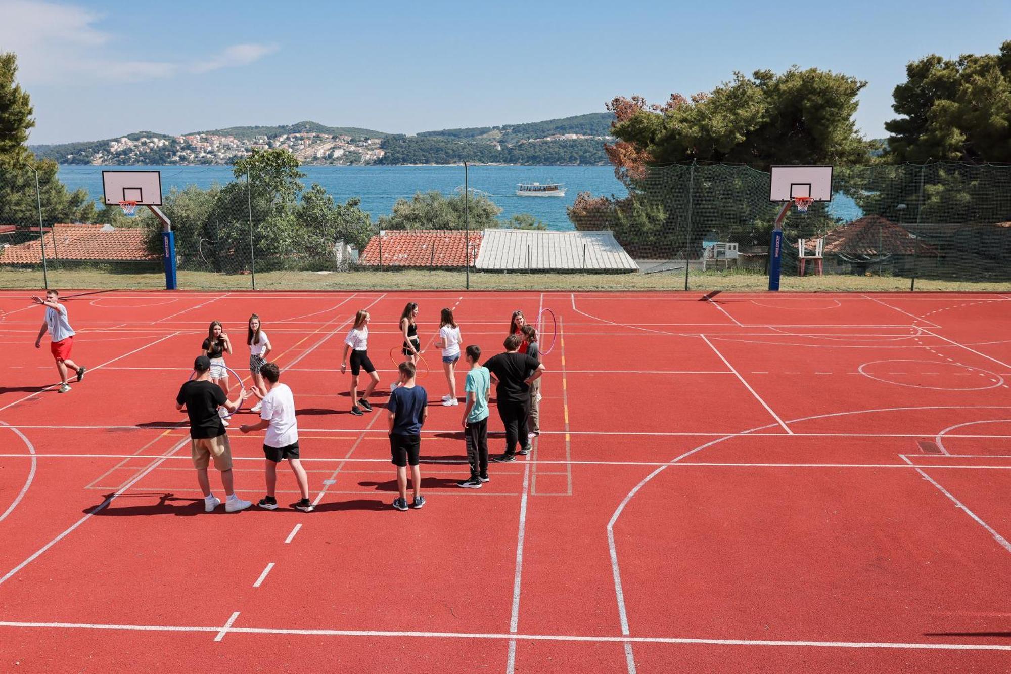 Apartments Medena Trogir Luaran gambar