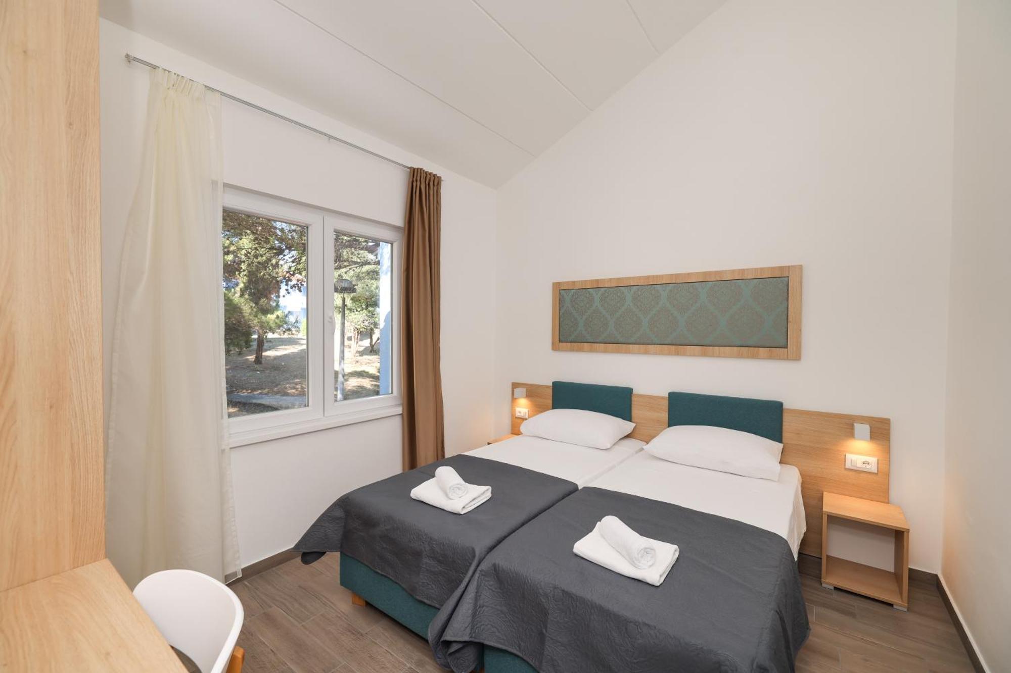 Apartments Medena Trogir Luaran gambar